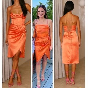 Hello Molly My Fierce Heart Midi Dress - Orange. Size Medium.
